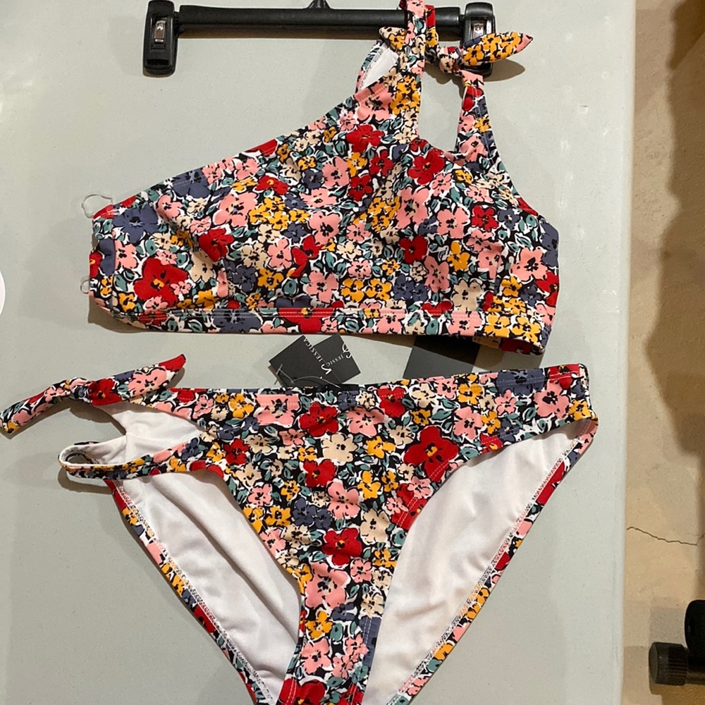 NWT Jessica Simpson never worn bikini set